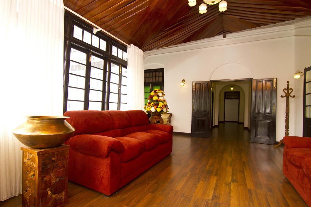 Serene Villa นูวาราเอลิยา ภายนอก รูปภาพ