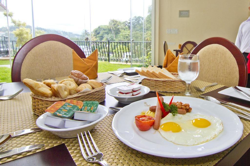 Serene Villa นูวาราเอลิยา ภายนอก รูปภาพ